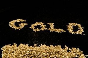 今日黄金交易提醒：美元疲软与全球债市联动 金价创逾一周新高